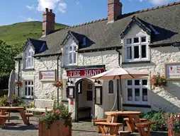 The Hand at Llanarmon | Galler - Denbighshire - Llangollen