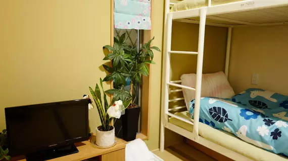 Hammock House Osaka | Osaka (idari bölge) - Osaka (ve civarı) - Osaka City Center - Minami