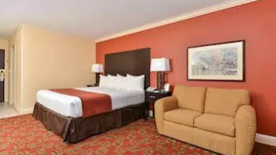 Holiday Inn Express & Suites Shreveport - Downtown | Louisiana - Bossier Parish - Shreveport (ve civarı) - Shreveport