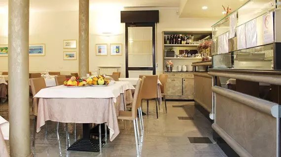 B&B Amalfi | Lombardy - Bergamo - Bergamo (ve civarı) - Bergamo