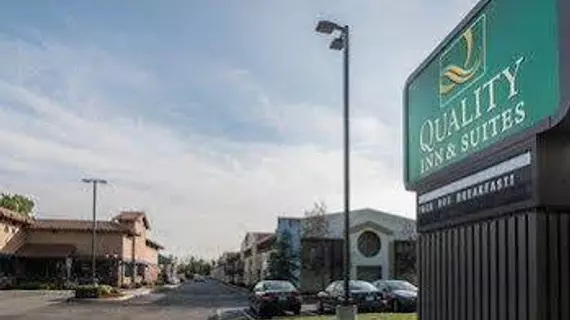 Quality Inn & Suites - Boston/Lexington | Massachusetts - Lexington