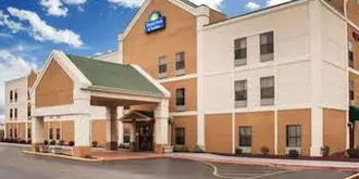 Days Inn - Harvey