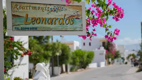 Leonardos Apartments | Ege Adaları - Paros