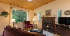 A Hidden Haven and Water Garden Cottages | Washington - Port Angeles