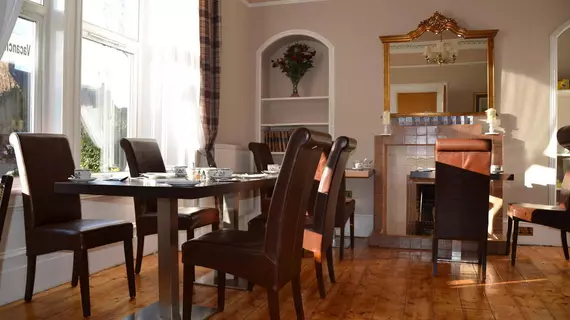 Aberfeldy Lodge Guest House | İskoçya - Scottish Highlands - Inverness - Inverness Kent Merkezi