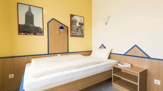 Hotel Globotel | Aşağı Saksonya - Hannover (ve civarı) - Garbsen - Berenbostel