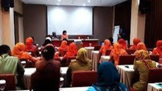 Ruby Syariah | West Java - Bandung (ve civarı) - Bandung