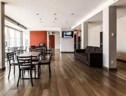 Hotel Newstar | Quebec - Montreal (ve civarı) - Montreal - Saint-Leonard