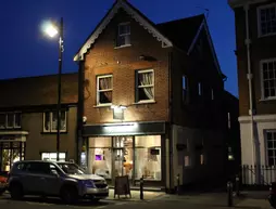 Hamilton's | Surrey (kontluk) - Chertsey - Ottershaw - Runnymede