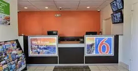 Motel 6 Austin CentralSouth/Univ of TX | Teksas - Austin (ve civarı) - Austin - North Loop