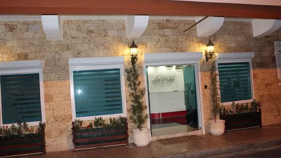 Hotel Jade | Peravia (il) - Santo Domingo (ve civarı) - Santo Domingo - Malecon - Koloni Bölgesi