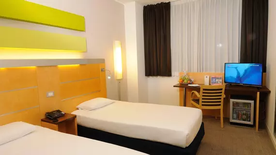 IH Hotel Milano Gioia | Lombardy - Milano (ve civarı) - Milano