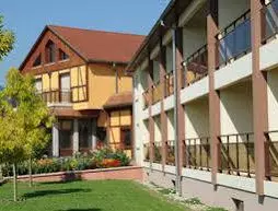 Hotel Cigoland | Grand Est - Bas-Rhin (bölge) - Selestat (ve civarı) - Kintzheim