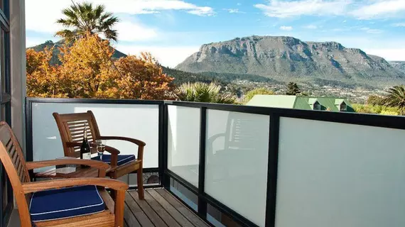 Somersby Guest House | Western Cape (il) - West Coast DC - Drakenstein - Cape Town (ve civarı) - Cape Town - Hout Bay