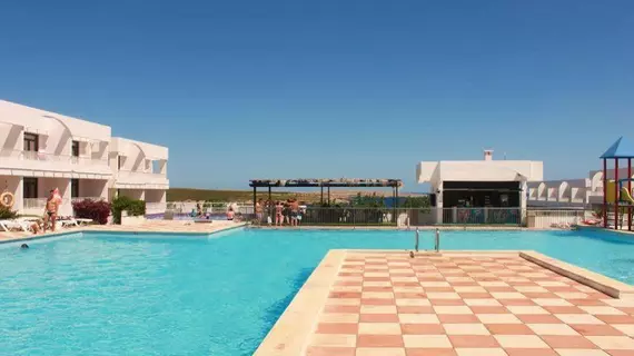 Apart Beach Club | Balearic Adaları - Menorca - Mercadal