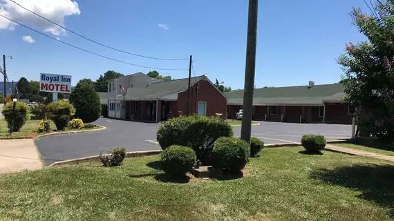 Royal Inn Motel - Waynesboro | Virginia - Staunton (ve civarı) - Waynesboro