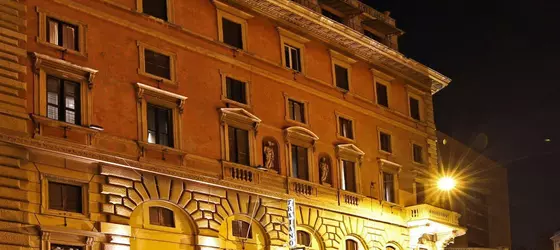 Hotel Traiano | Lazio - Roma (ve civarı) - Roma Kent Merkezi - Rione II Trevi