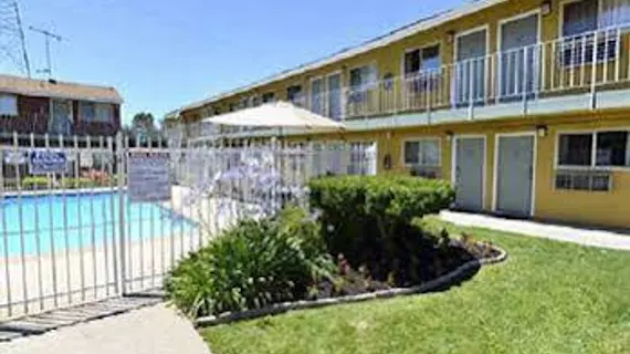 Americas Best Value Inn-South/ Sacramento | Kaliforniya - Sacramento (ve civarı) - Sacramento