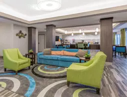 Days Inn and Suites Katy | Teksas - Houston (ve civarı) - Katy