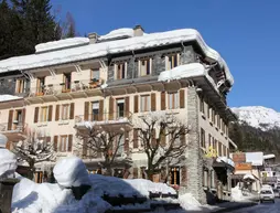 Hôtel de la Couronne | Auvergne-Rhone-Alpes - Haute-Savoie (bölge) - Chamonix-Mont-Blanc - Argentiere