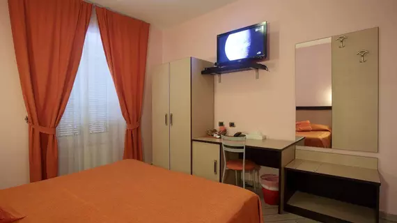 Rental In Rome 2000 | Lazio - Roma (ve civarı) - Roma Kent Merkezi - Esquilino