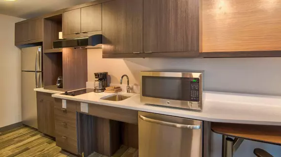 TownePlace Suites Miami Airport | Florida - Miami (ve civarı) - Miami