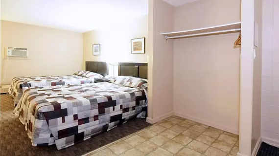 Canadian Motor Inn | Alberta - Grande Prairie (ve civarı) - Grande Prairie