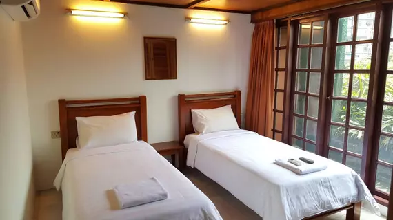 Rainforest Bed & Breakfast Hotel | Kuala Lumpur (ve civarı) - Bukit Ceylon