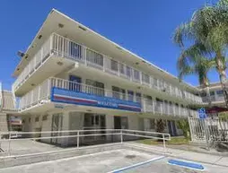 Motel 6 San Bernardino North | Kaliforniya - San Bernardino County - San Bernardino (ve civarı) - San Bernardino