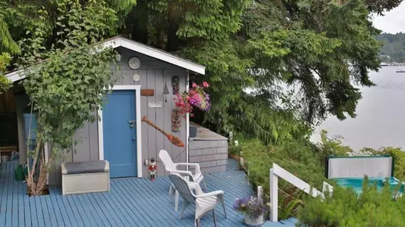 Beach House Salt Spring Bed and Breakfast | Britanya Kolombiyası - Salt Spring Island