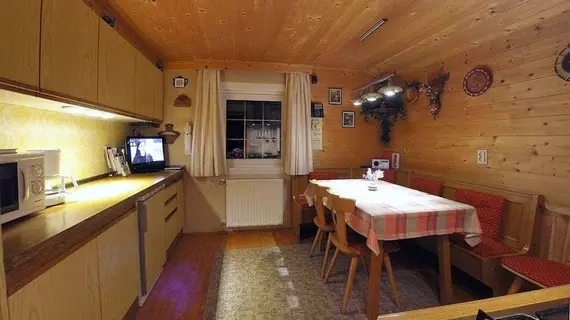 Ferienwohnung Haus Pezzei | Trentino-Alto Adige - Güney Tirol (il) - Bressanone