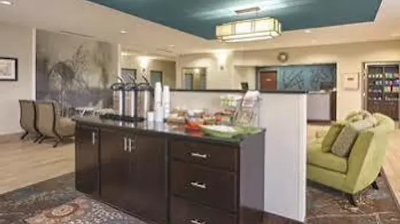 La Quinta Inn & Suites South Bend | Indiana - South Bend (ve civarı) - South Bend