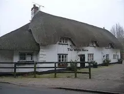 The White Horse | Hampshire (kontluk) - Andover - Thruxton