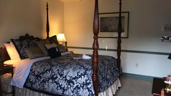 Parsonage Inn Bed and Breakfast | Maryland - St. Michaels