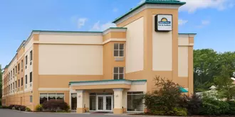 Days Inn - Albany