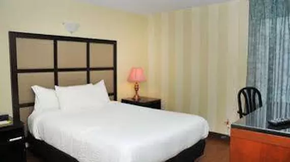 Days Inn Blainville | Quebec - Montreal (ve civarı) - Blainville