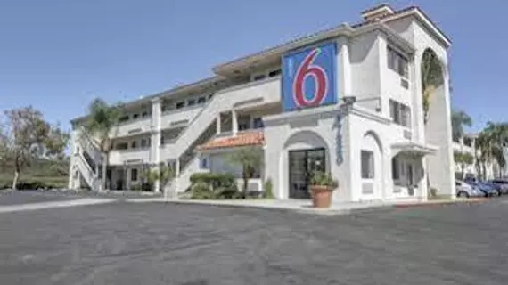 Motel 6 Los Angeles - Bellflower | Kaliforniya - Los Angeles County - Bellflower