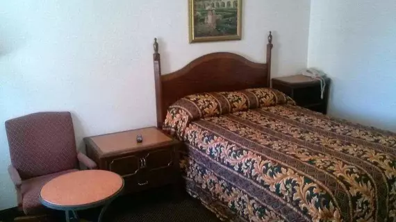 Economy Inn Paso Robles | Kaliforniya - San Luis Obispo (ve civarı) - Paso Robles