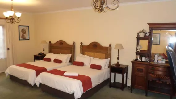 Palm House Luxury Guest House | Western Cape (il) - West Coast DC - Drakenstein - Cape Town (ve civarı) - Cape Town - Kenilworth