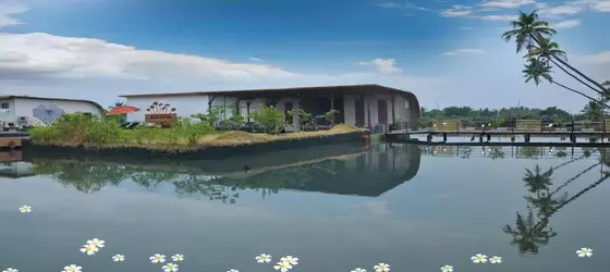 Aquatic Floating Resort | Kerala - Ernakulam Bölgesi - Koşin (ve civarı) - Koçi