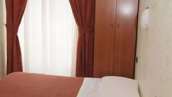 Hotel Luciani | Lazio - Roma (ve civarı) - Roma Kent Merkezi - Rione XVIII Castro Pretorio