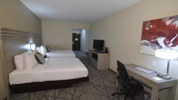 BEST WESTERN Plus Houston I45 North Inn and Suites | Teksas - Houston (ve civarı) - Houston