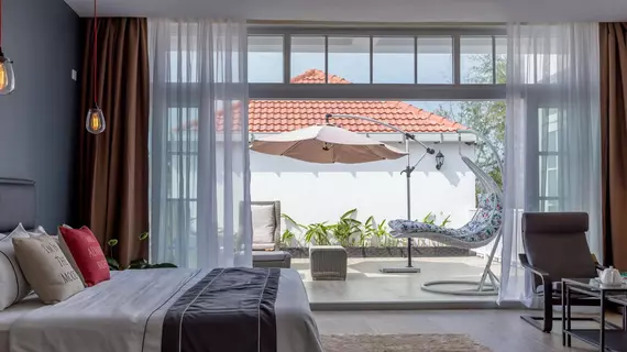 White Boutique | Koh Kong - Sihanoukville (ve civarı) - Sihanoukville - Mittakpheap