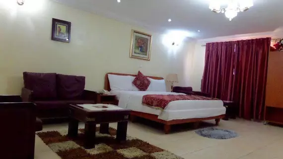 Deen Apartment Services | Lagos (ve civarı) - Lagos - Onigbongbo - Ikeja