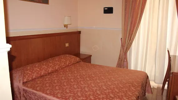 Hotel Aristotele | Lazio - Roma (ve civarı) - Roma Kent Merkezi - Rione XVIII Castro Pretorio