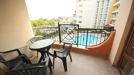 Menada Sea Regal Apartment | Burgaz - Sunny Beach