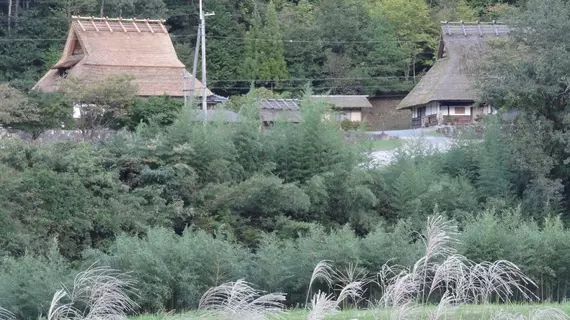 Miyama Futon & Breakfast Thatched Cottages | Kyoto (idari bölge) - Nantan