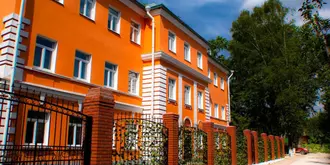 Orange House Hotel