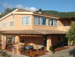 B&B Li Muntigeddi | Sardinya - Sassari - San Teodoro