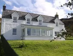 Croft Cottage and Tigh-na-Mara Chalet | İskoçya - Scottish Highlands - Ullapool - Rhue